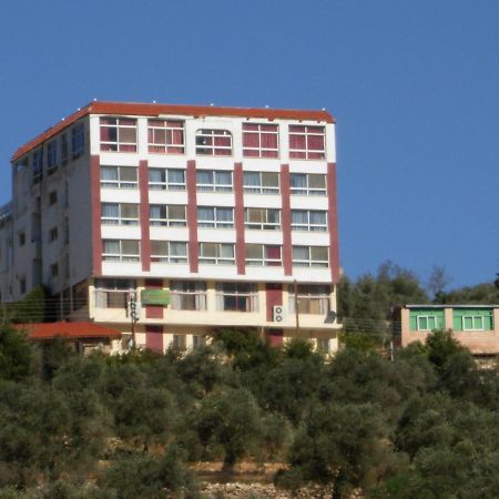 Ajloun Hotel Exterior foto