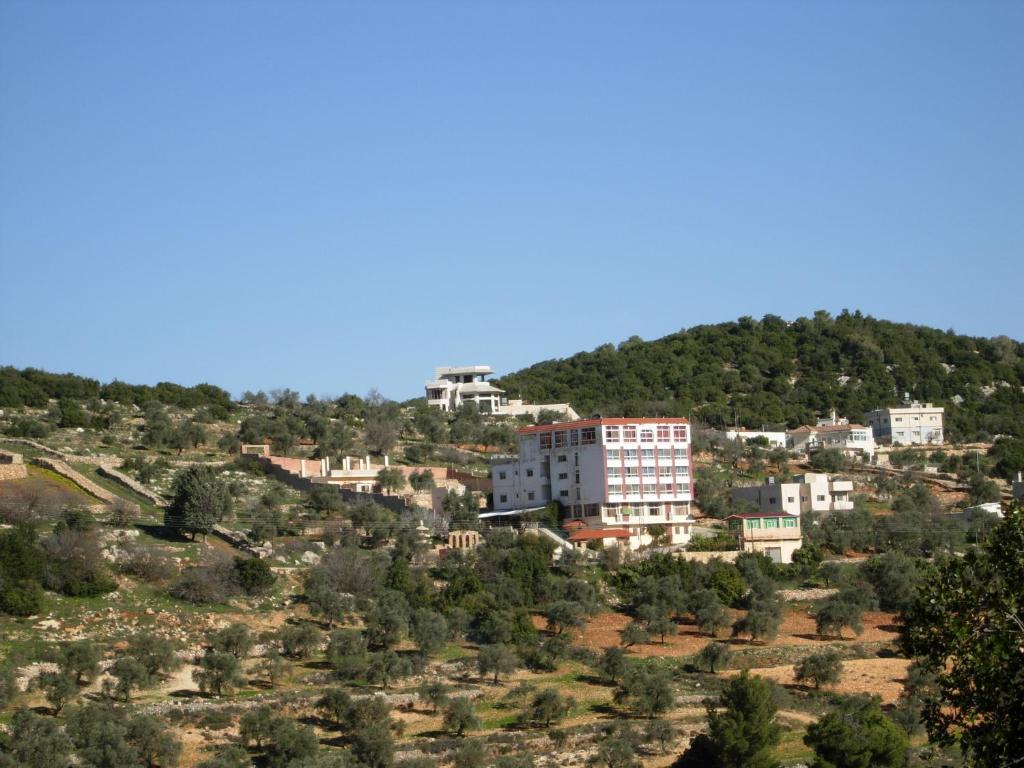 Ajloun Hotel Exterior foto